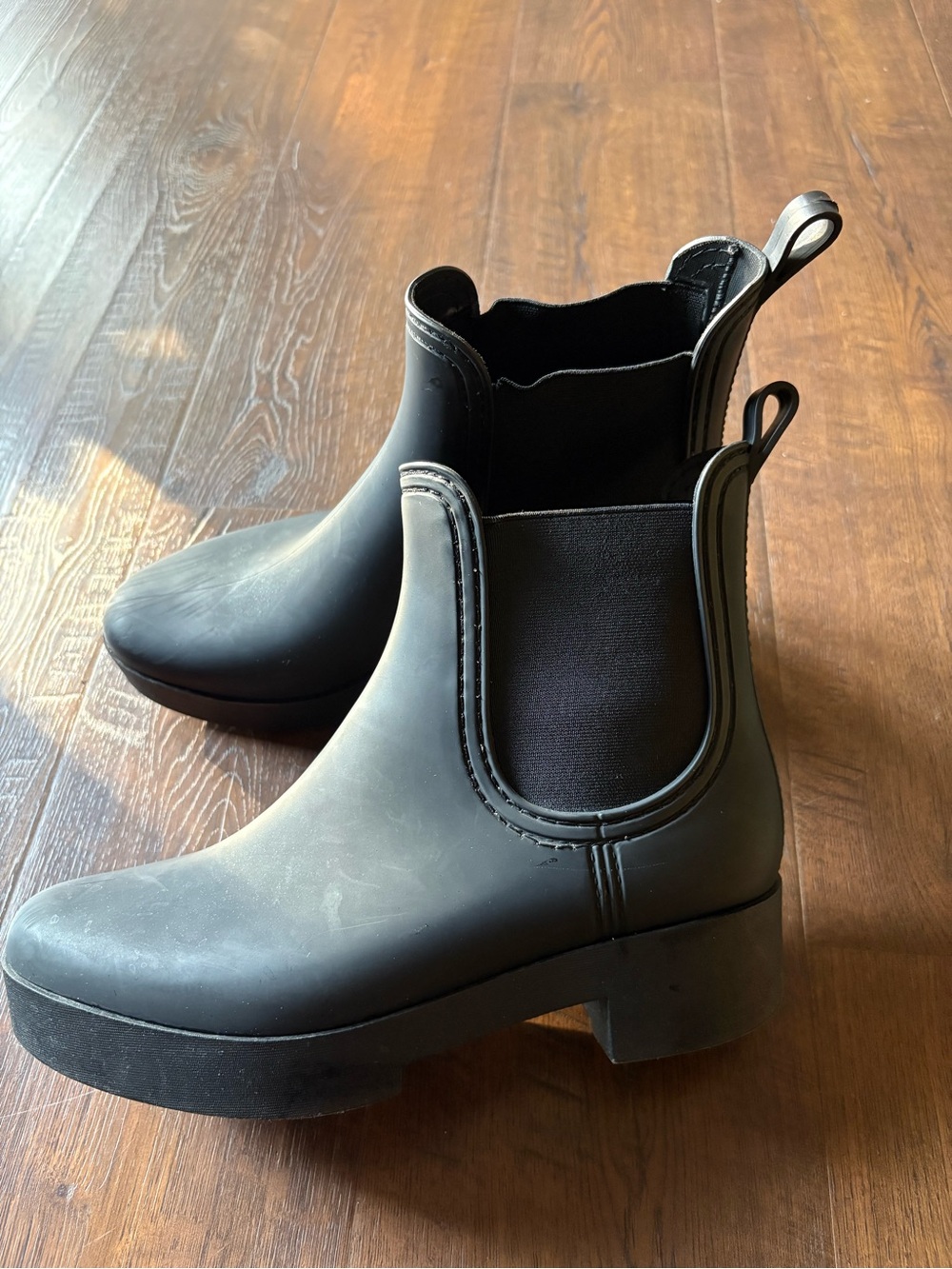 Jeffrey Campbell Black Chelsea Rain Ankle Boots 7.5